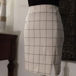 Loft White and Black Skirt